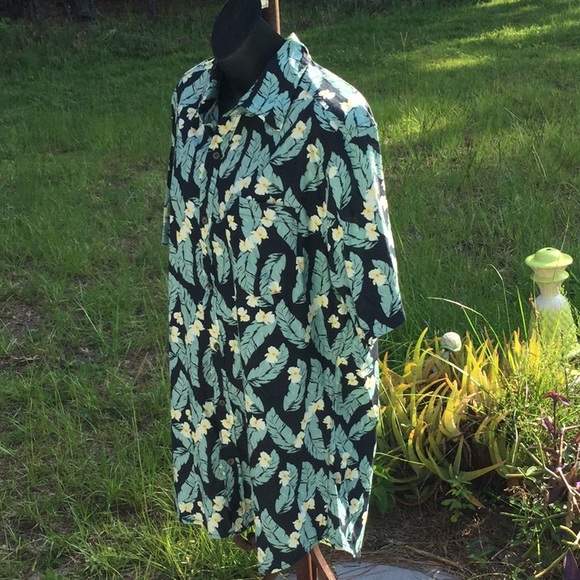 🌴NWOT Cool Mens Fun Unisex Hawaiian Style Shirt Size Med Wardrobe Must Have 🌴 - Picture 5 of 12